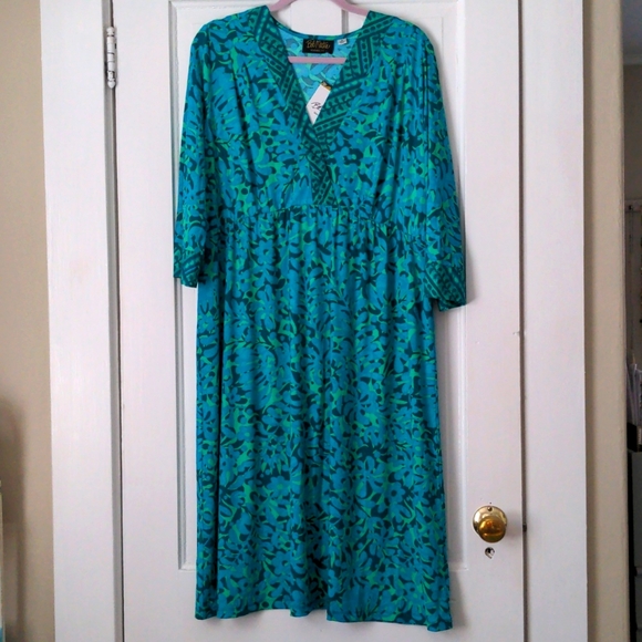 Blue & Green Patterned Designer Dress (NWT!) - Picture 1 of 8